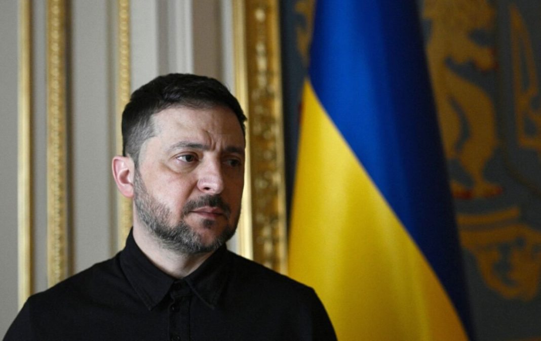 Zelenskyy announces training of Ukrainian pilots