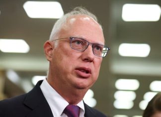 Спецпосланник РФ Дмитрієв у США: переговори з Трампом Дмитрієв на переговорах