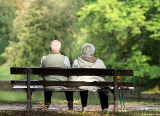 В Україні змінять умови виходу на пенсію Вихід на пенсію