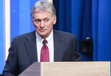 Peskov at a briefing in the Kremlin