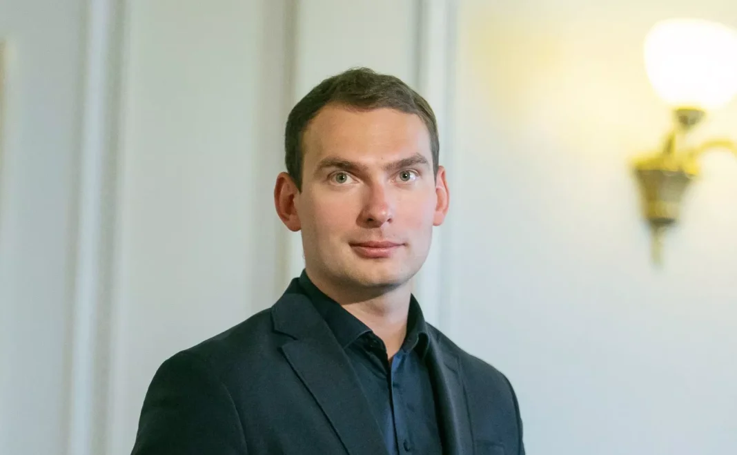 ArticleImage_239065 Железняк кримінальна справа за розкрадання