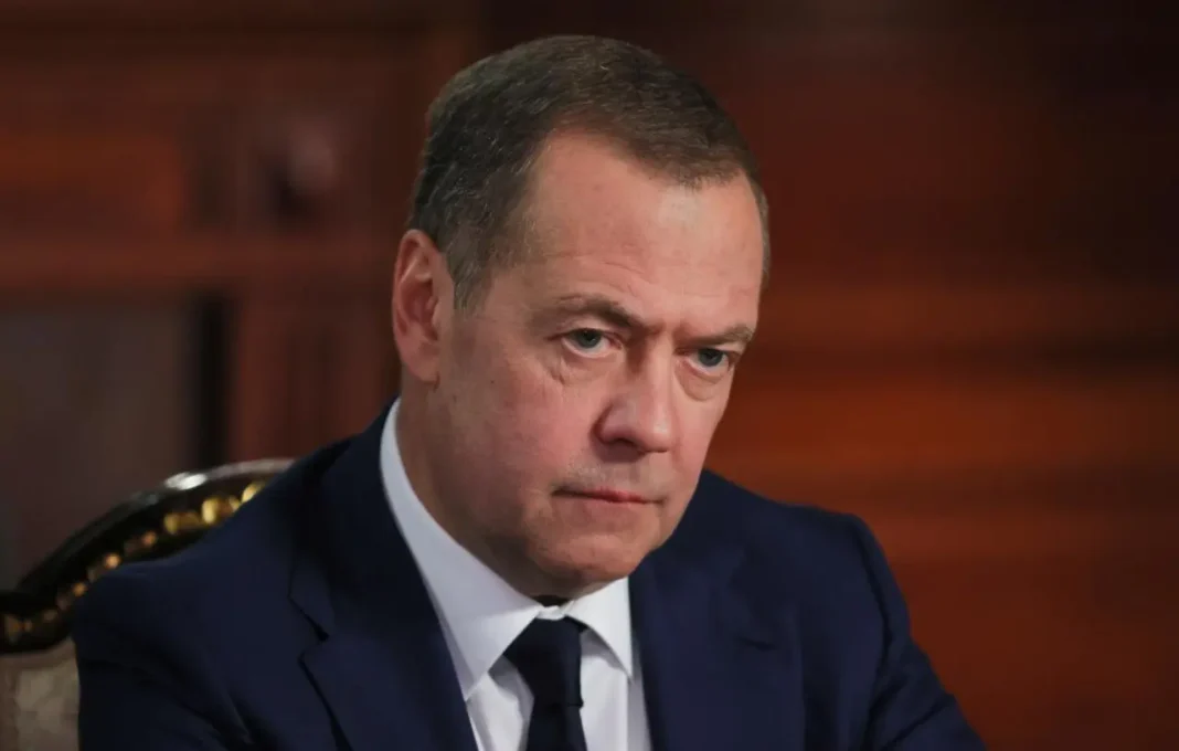 Медведєв про ядерну загрозу та ЄС