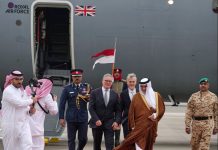 Кір Стармер прибув до Бахрейну