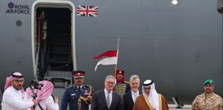 Кір Стармер прибув до Бахрейну