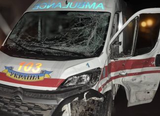 Пошкоджена швидка після атаки дрона