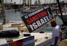 Кораблі гуманітарної допомоги прямують до Гази