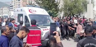 Shooting at a school in Turkey: one dead Police outside Turkish school after shooting