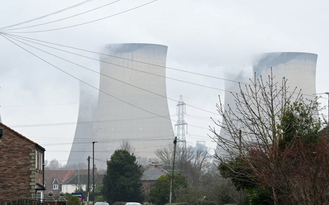 Спалювання деревини для енергії