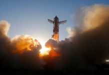 SpaceX запуск супутника