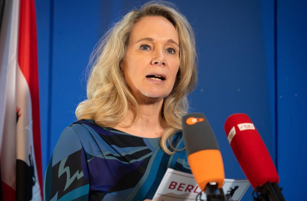 Sarah Wedel-Wilson at a press conference