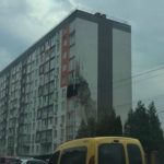 Дрон РФ влучив у багатоповерхівку в Обухові