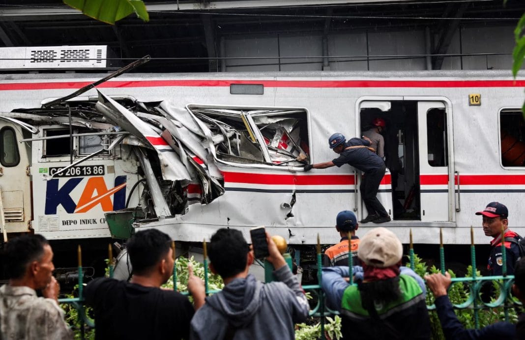 Залізнична аварія в Індонезії