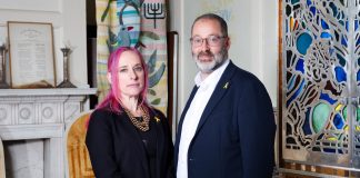 British rabbis warn of threat to Judaism