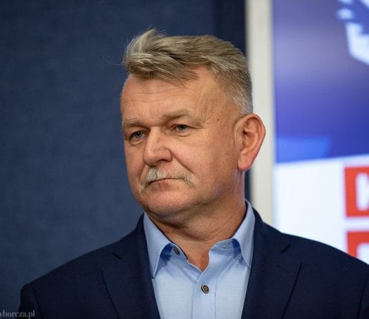 Суд у Польщі засудив Кшиштофа Толвінського