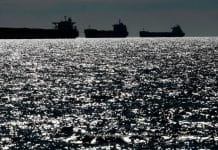 Російський тіньовий флот біля Британії