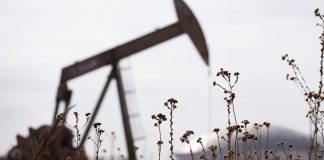 Нафта дешевшає після оголошення Трампа про перемир’я Трамп оголосив перемир'я, нафта дешевшає