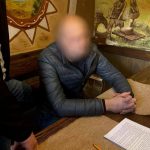 Чиновника Укрзалізниці затримали на хабарі $100 000