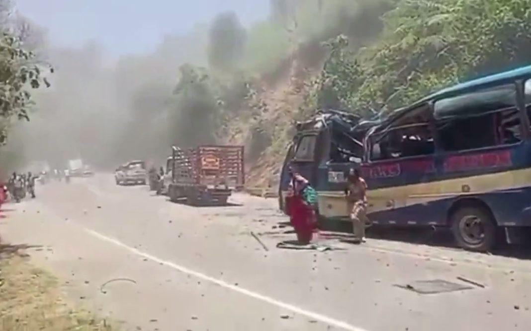 Теракт у Колумбії: вибух автобуса