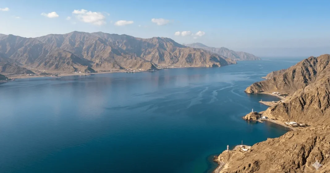 Іран закрив Ормузьку протоку