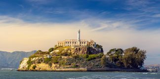 Трамп просить $152 млн на відновлення Алькатрасу Трамп пропонує відновити Алькатрас