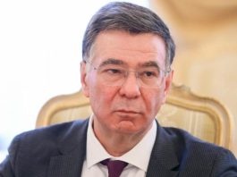 Олександр Панкін дає коментар