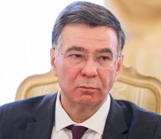 Олександр Панкін дає коментар