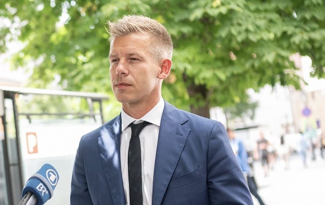 Peter Magyar issues a statement