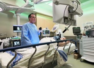 AI у лікуванні раку кишківника NHS