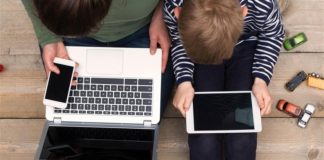 Турецький парламент обмежив соцмережі неповнолітнім