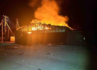 Дрон «Герань-2» знищив відділення Нової пошти Зруйноване відділення Нової пошти після атаки