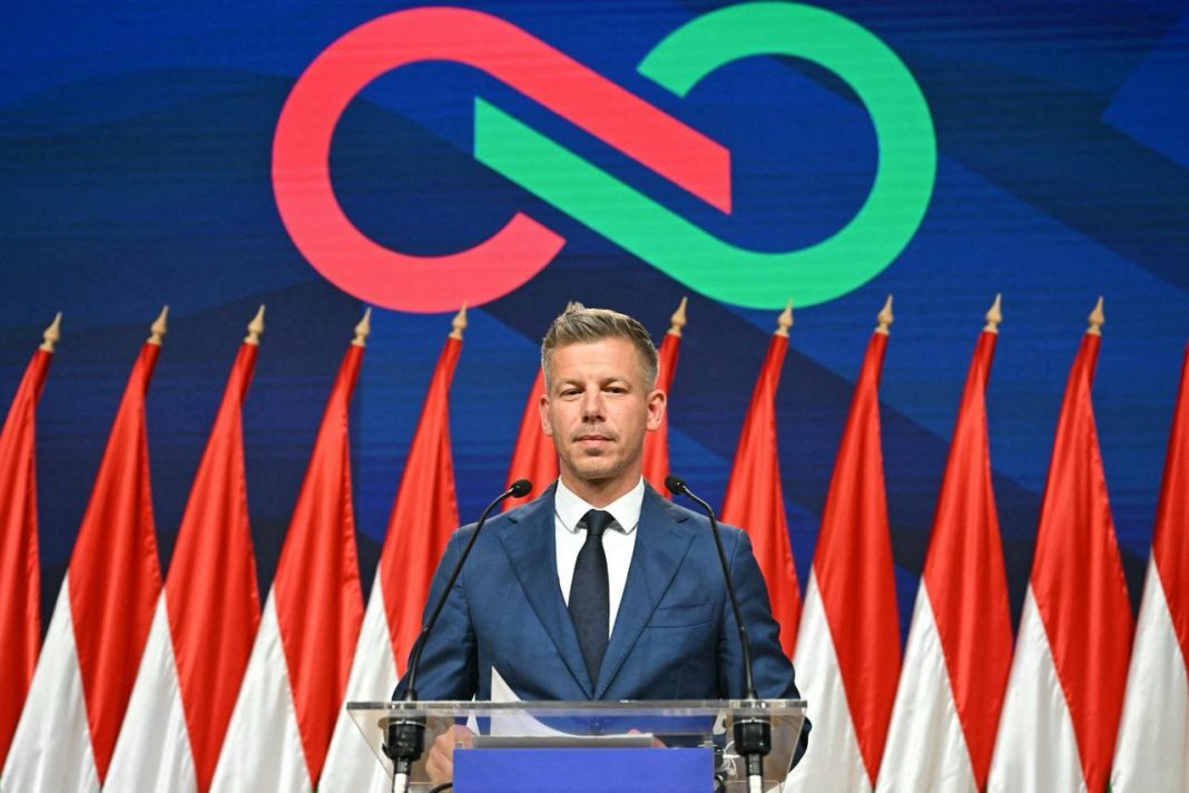 Петер Мадяр під час виступу