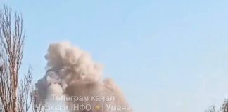 У Черкасах і Сумах пролунали вибухи У Черкасах і Сумах пролунали вибухи — повідомляють місцеві канали.