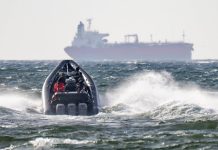 Арешт російського танкера у Європі