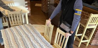 Police detain woman for selling child