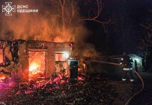 Руйнування будинків після обстрілу