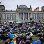 Ukrainians in Germany may lose their benefits