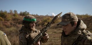 Військові на передовій