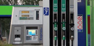The EU is preparing a tax on excess profits in the energy sector Petrol stations in Europe