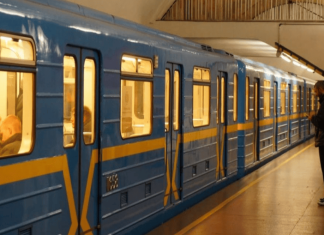 Собівартість проїзду в метро 64 грн