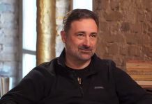 Ігор Смілянський пояснює навчання дітей