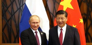 Xi Jinping and Putin open the expo