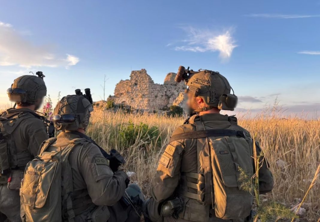 Israeli soldiers near Beaufort Castle in South Lebanon during the operation