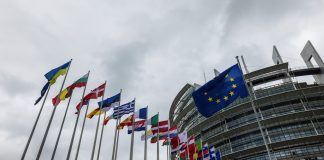 ЄС не змінюватиме присутність у Києві