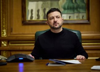 Зеленський відкинув пропозицію щодо асоційованого членства України в ЄС Володимир Зеленський під час виступу