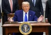 Трамп відклав підписання указу щодо штучного інтелекту Президент Трамп під час зустрічі з журналістами в Білому домі