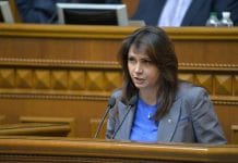 Ірина Фріз закликає заслухати Умєрова