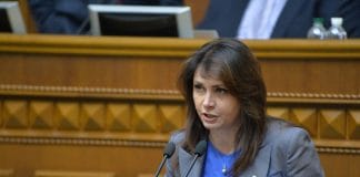 Ірина Фріз закликає заслухати Умєрова