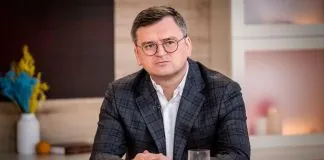 Кулеба заявив про тиск Путіна на Лукашенка Дмитро Кулеба під час публічного виступу