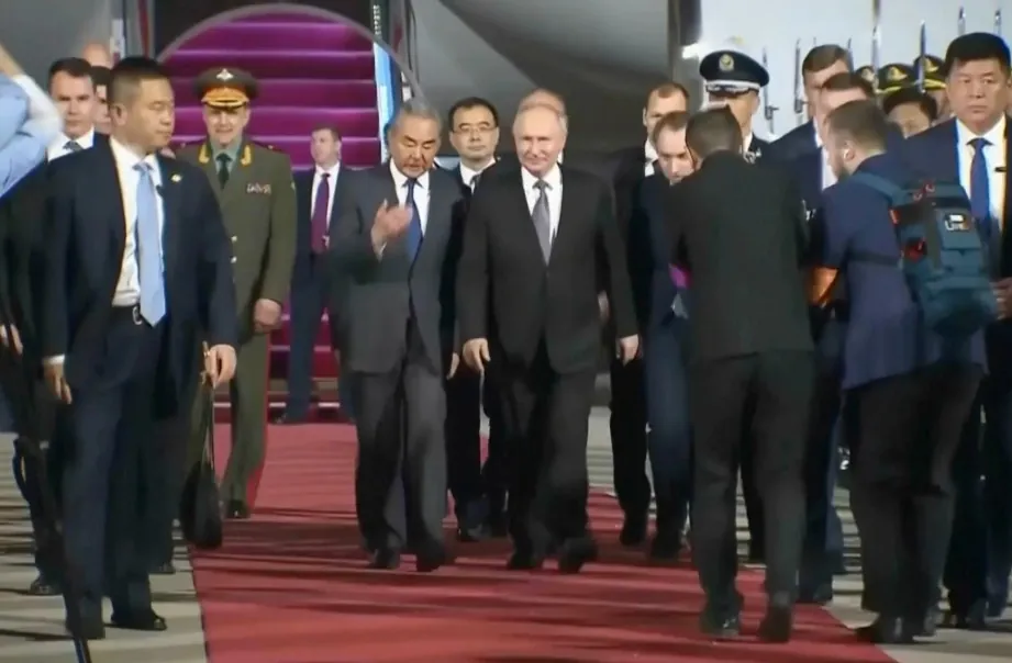 Screenshot_1 Путін у Китаї для газових переговорів