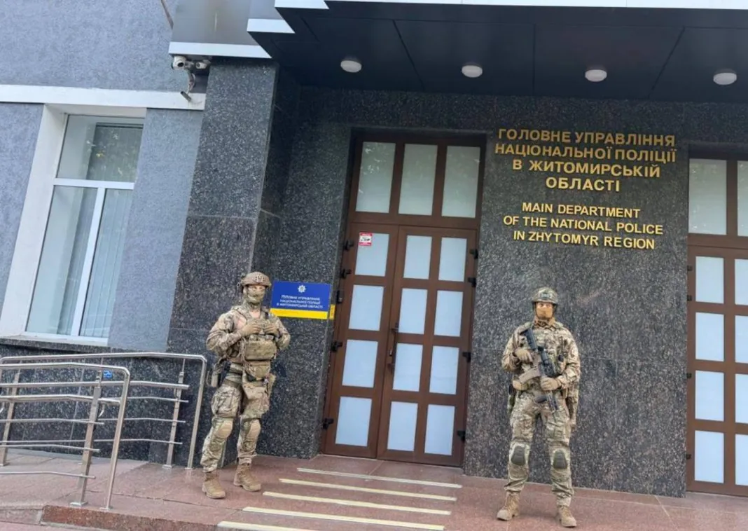 Screenshot_1 Обшуки у керівництві Нацполіції України